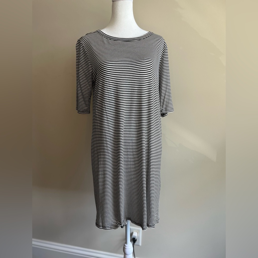 mts Women's Small Striped Short-Sleeved Midi Dress